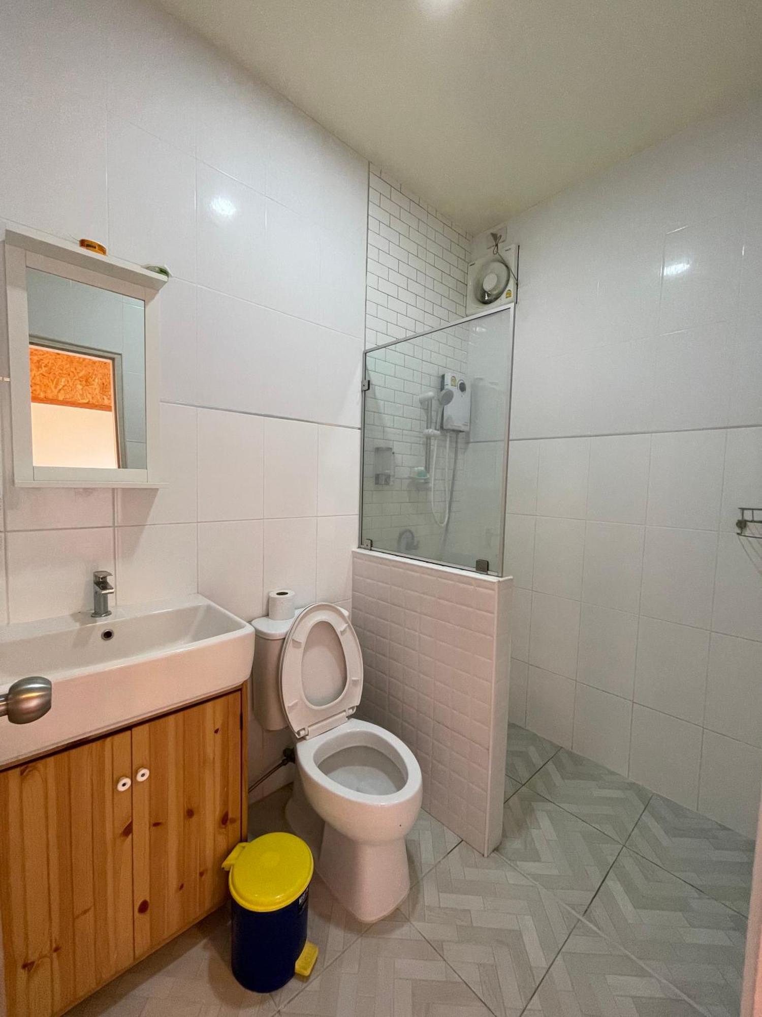 Hotel สต็อกโฮม เขาใหญ่ à Pak Chong Extérieur photo